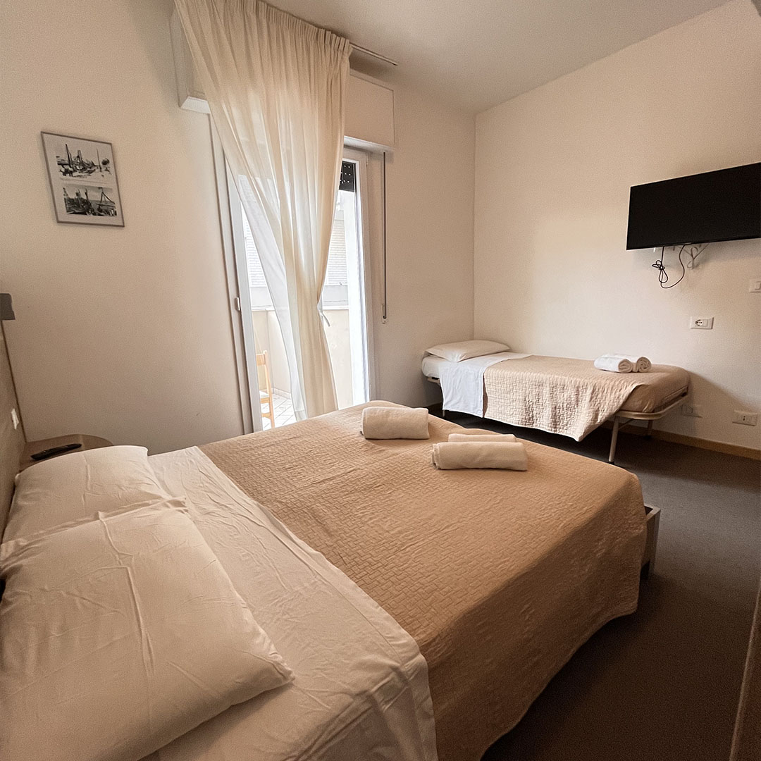 HOTEL TRIESTE ** (Riccione)